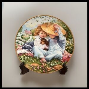 Vintage 1989 Sandra Kuck Collector Plate – “A Time to Love” – COA Included
